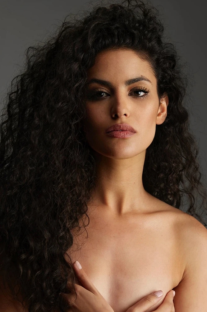Model: Basma Assioui